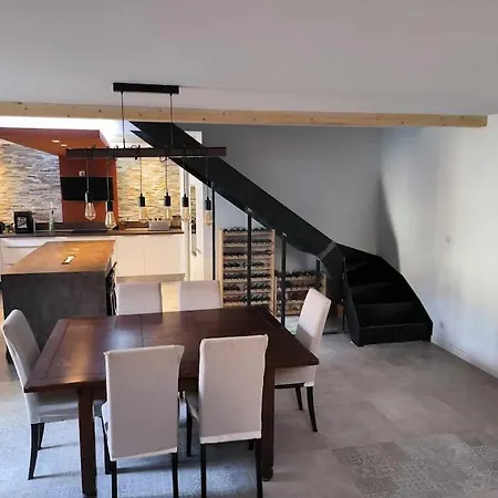 Atypique Grange Renovee En